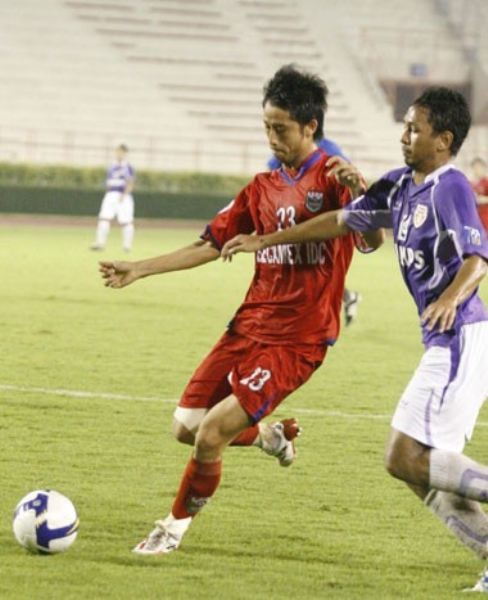 Những thành công trong màu áo lính đã giúp Thành ‘kếu’ được triệu tập lên đội tuyển U.23 Việt Nam từ năm 2001.